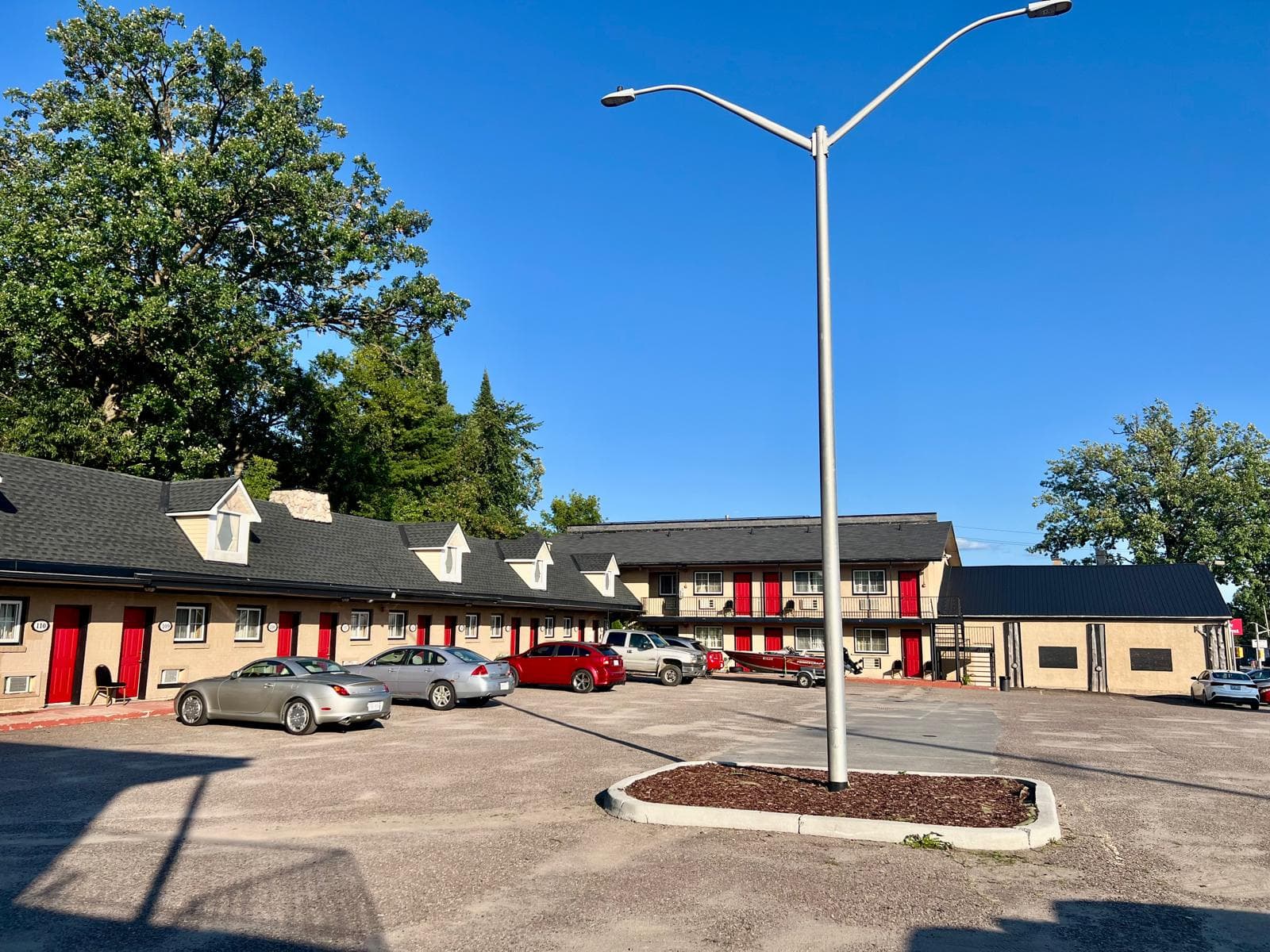 Lodge exterior — front view